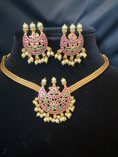 Matte Gold Finish Necklace
