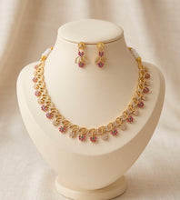 Load image into Gallery viewer, Necklace