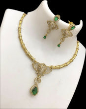 Load image into Gallery viewer, Necklace