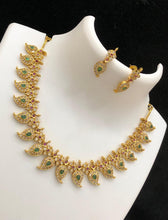 Load image into Gallery viewer, Necklace