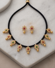 Load image into Gallery viewer, Necklace