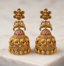 Load image into Gallery viewer, Earrings