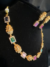 Load image into Gallery viewer, Matte Gold Finish Necklace