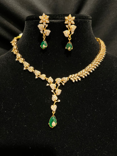 Matte Gold Finish Necklace - Green