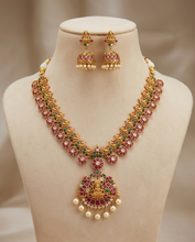 Load image into Gallery viewer, Necklace